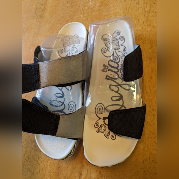 Allegra by PG Lite Sandals, Slip On, Black, Size 42 (10) - Picture 5 of 9